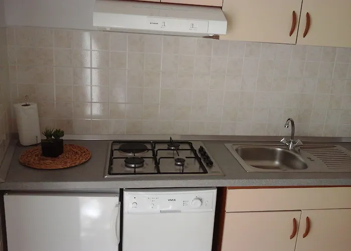 Teo 1 Gasthuis Hvar Town