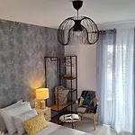 Teo 1 بيت ضيافة هفار