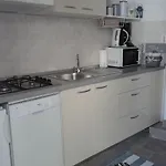 Teo 1 招待所